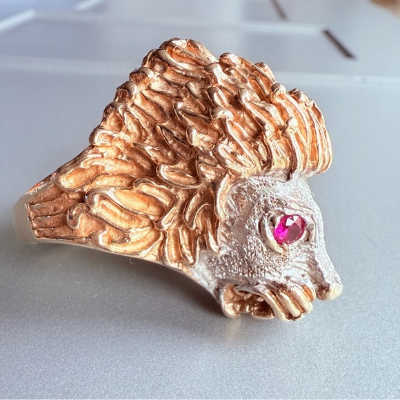 10k Solid Gold Ruby Eyes Lion’s Head Artisan Made Men’s HEAVY Ring Size … - Picture 9 of 16